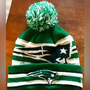 St. Patrick’s official NFL beanie with Pom Pom